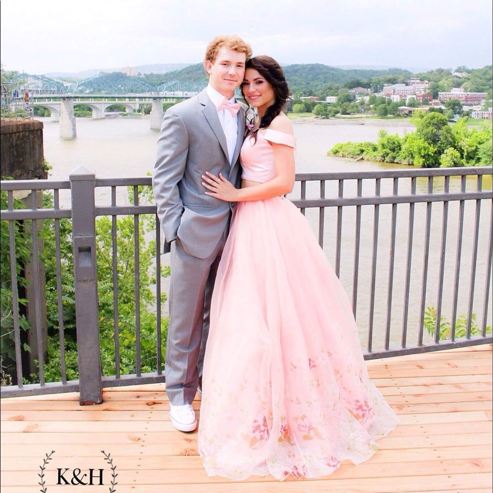 Sherri Hill prom dress